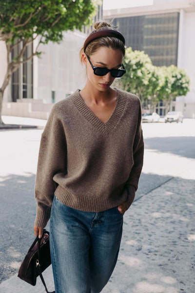 SOFT KNIT V-NECK SWEATER