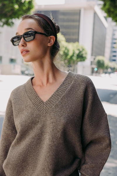 SOFT KNIT V-NECK SWEATER